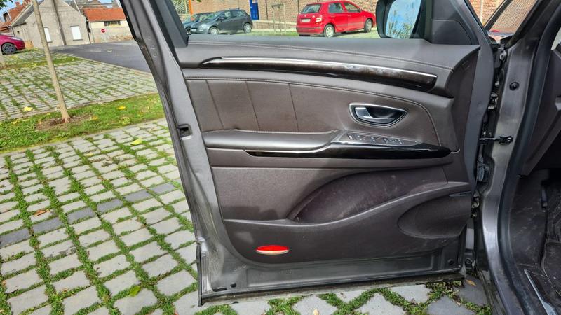 Renault Espace V 1.8 TCe 225 4Control Edc Initiale Paris - Automatique