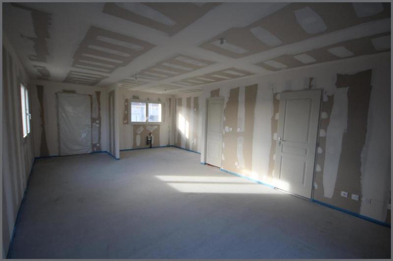 Pavillon - 100 m² - 5 pièces