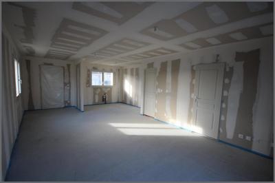 Pavillon - 100 m² - 5 pièces