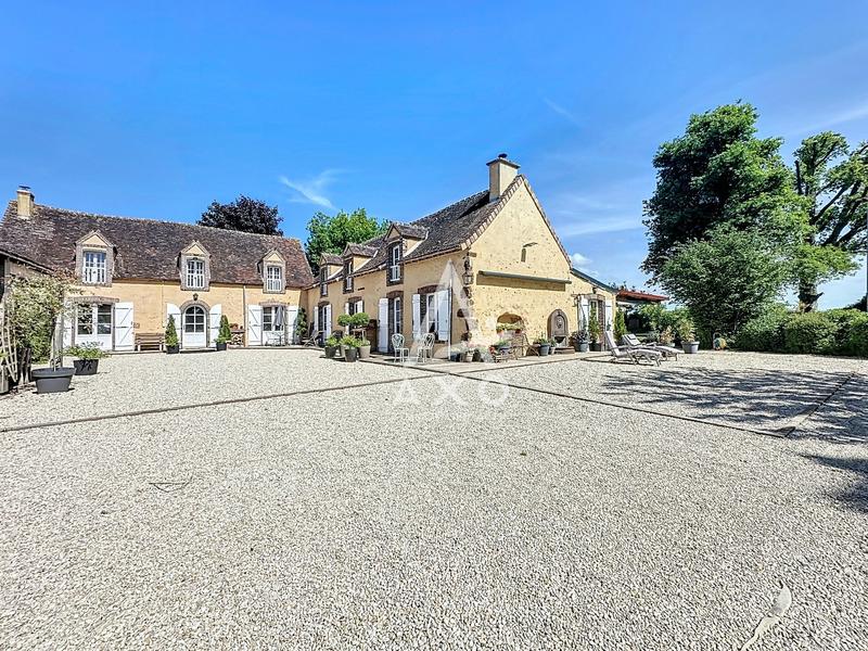 Longère - 250 m² - 6 pièces