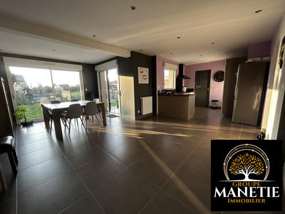 Maison contemporaine - 121 m² - 6 pièces