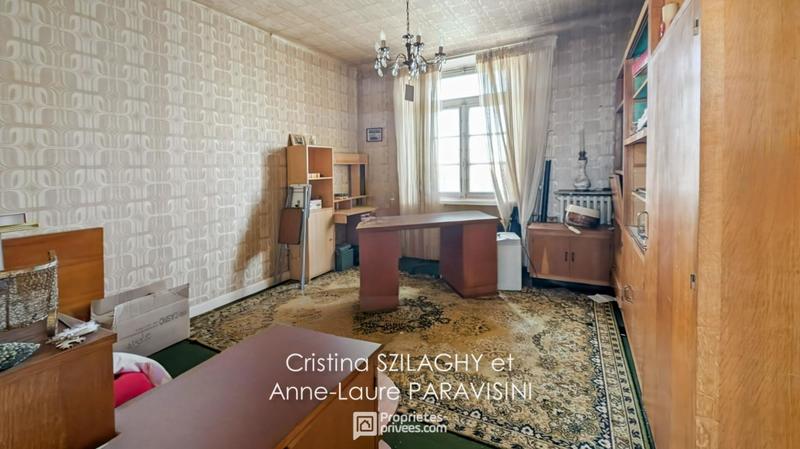 Maison - 210 m² - 10 pièces