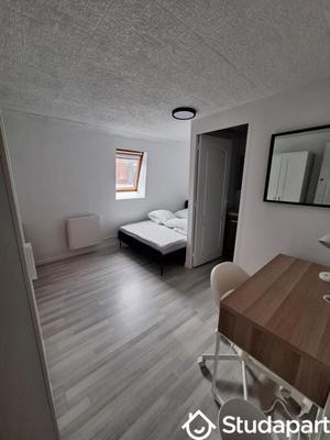 Chambre - 15 m² - 1 pièce