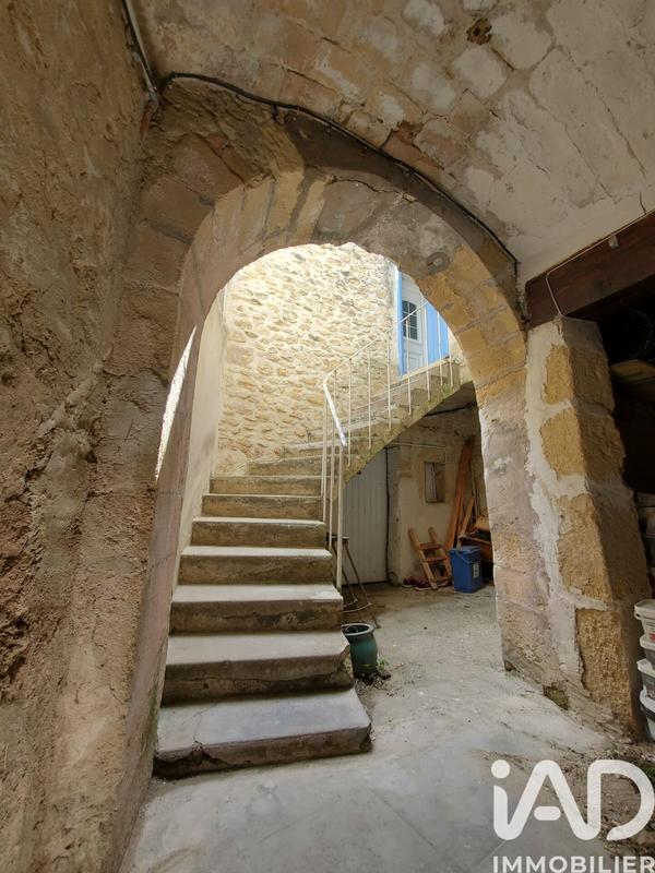 Maison de village - 200 m² - 12 pièces