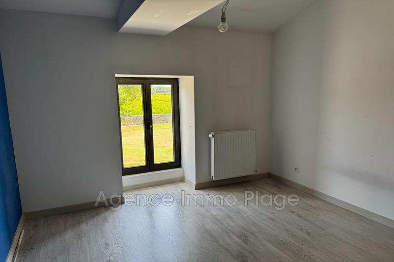 Maison - 250 m² - 6 pièces