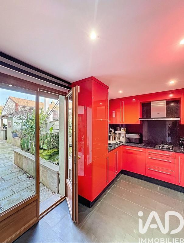 Maison de ville - 126 m² - 7 pièces