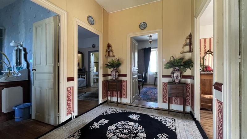 Maison - 165 m² - 7 pièces