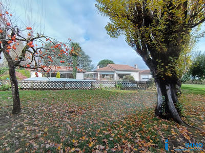 Villa - 230 m² - 7 pièces