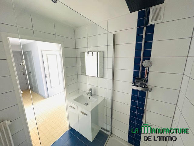 Appartement - 75 m² - 4 pièces