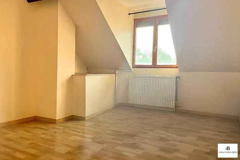 Maison - 111 m² - 4 pièces