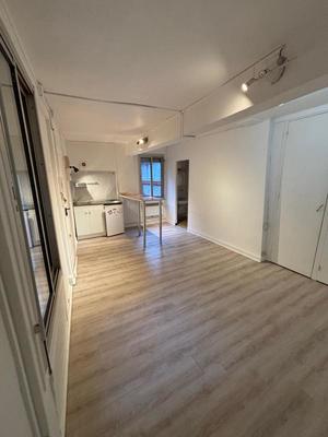 Studio - 21 m² - 2 pièces