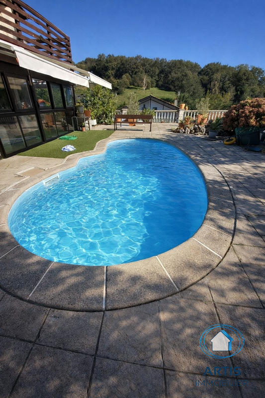 Maison - 156 m² - 5 pièces