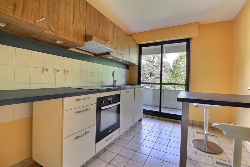 Appartement - 72 m² - 3 pièces