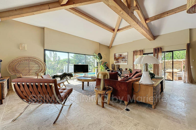 Villa - 308 m² - 8 pièces