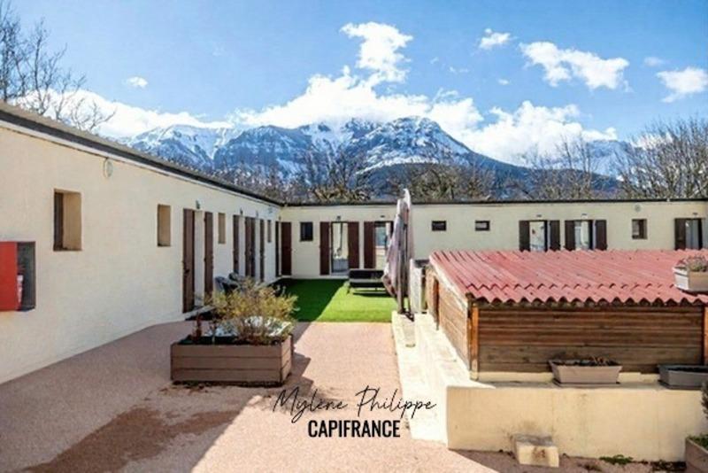 Local commercial - 586 m² - 16 pièces