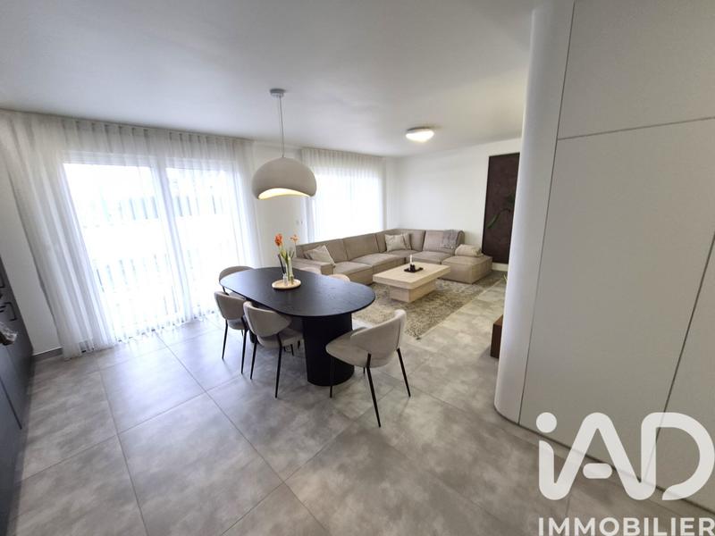 Appartement - 75 m² - 3 pièces