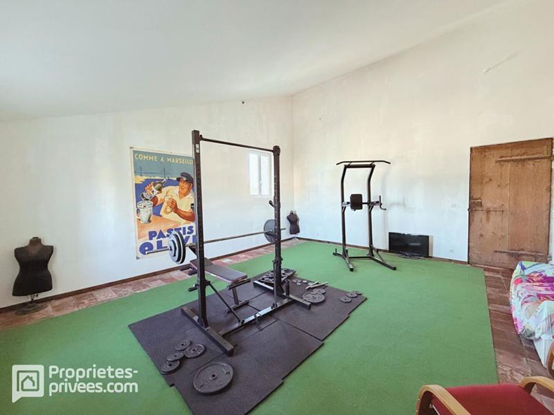 Maison - 479 m² - 9 pièces