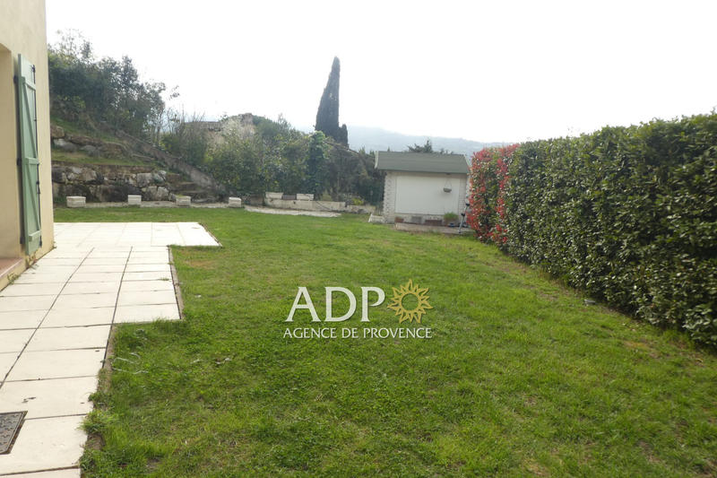 Maison - 96 m² - 5 pièces