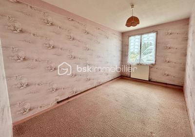 Maison - 93 m² - 5 pièces