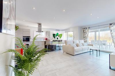 Maison - 120 m² - 7 pièces