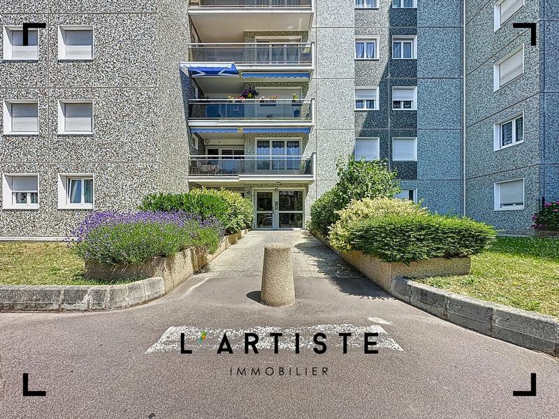 Appartement - 85 m² - 4 pièces