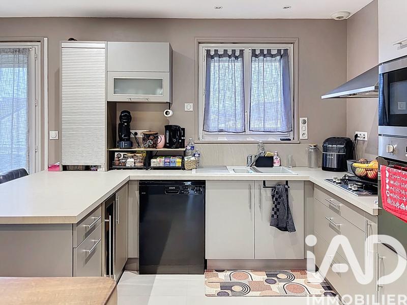 Maison - 108 m² - 5 pièces