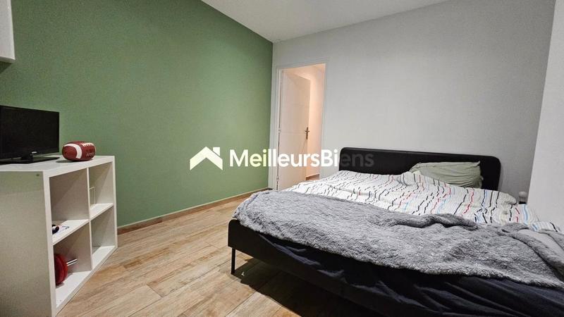 Maison - 328 m² - 8 pièces