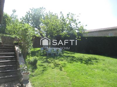 Maison - 90 m² - 5 pièces