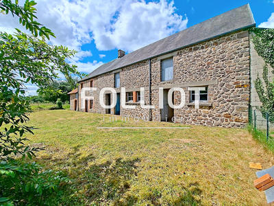 Maison - 200 m² - 2 pièces