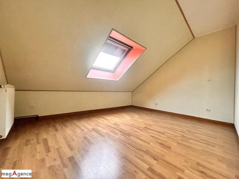 Pavillon - 94 m² - 5 pièces