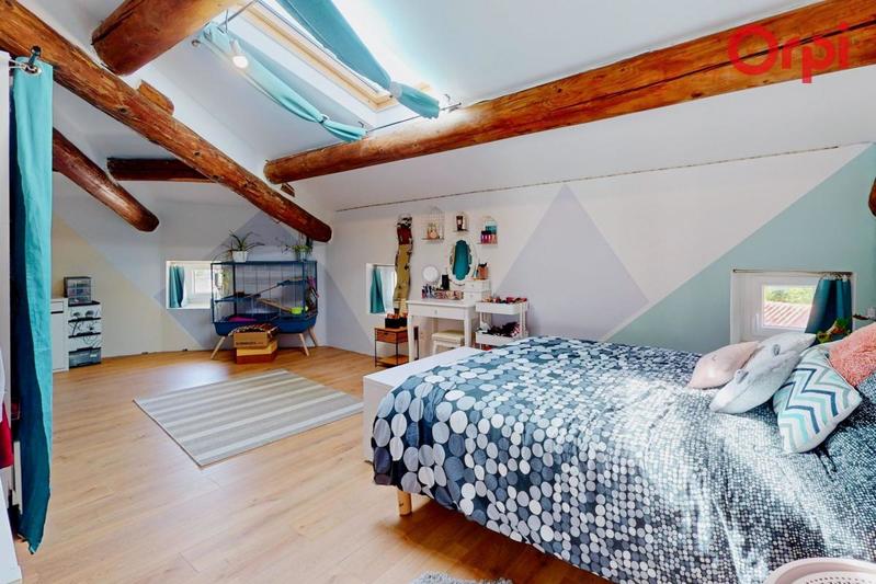 Maison - 245 m² - 6 pièces