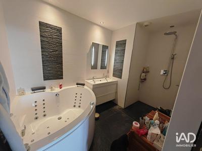 Maison - 700 m² - 23 pièces