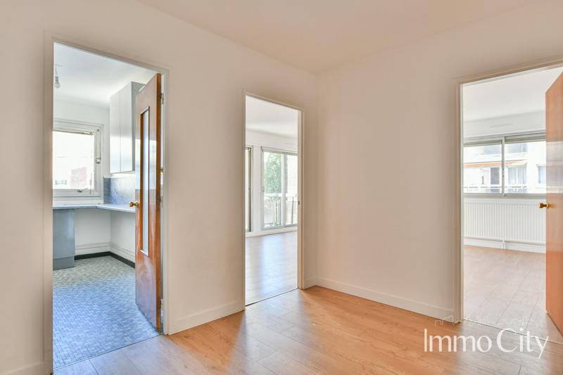 Appartement - 77 m² - 3 pièces