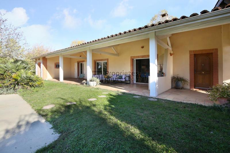 Maison - 225 m² - 7 pièces