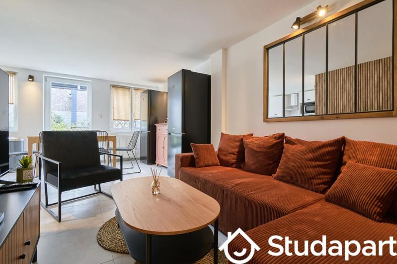 Chambre - 12 m² - 1 pièce