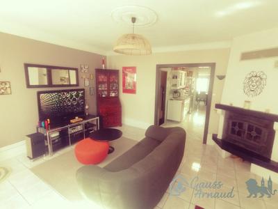 Appartement - 115 m² - 6 pièces