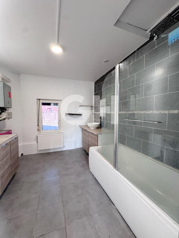 Maison - 83 m² - 3 pièces