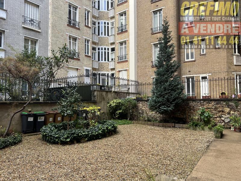 Appartement haussmannien - 50 m² - 2 pièces