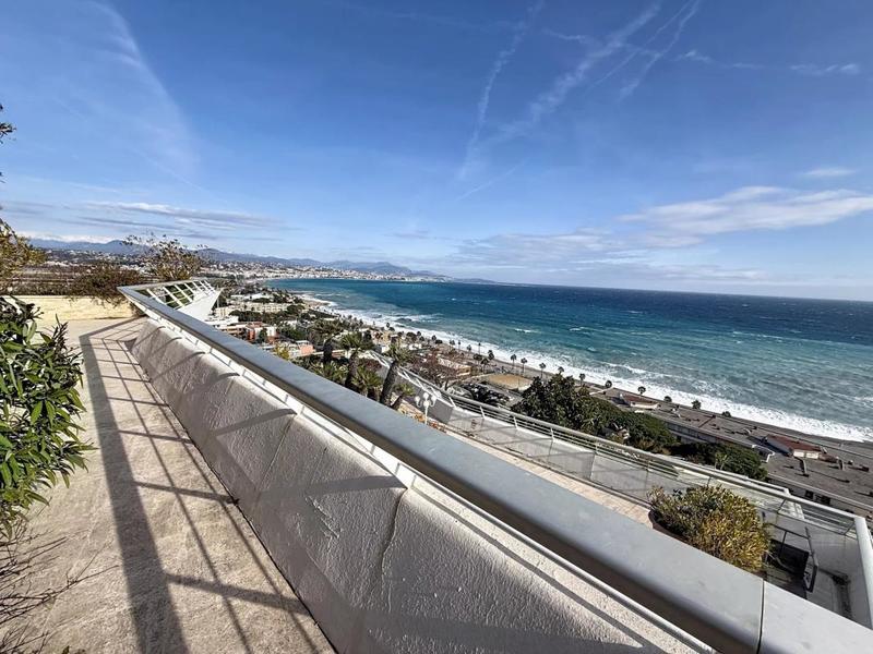 Appartement - 132 m² - 4 pièces