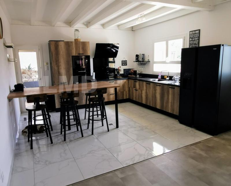 Maison - 133 m² - 6 pièces