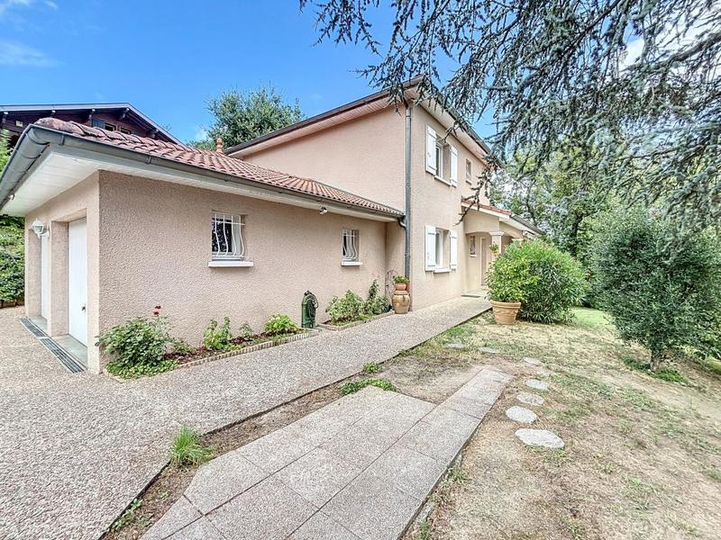 Maison - 125 m² - 5 pièces