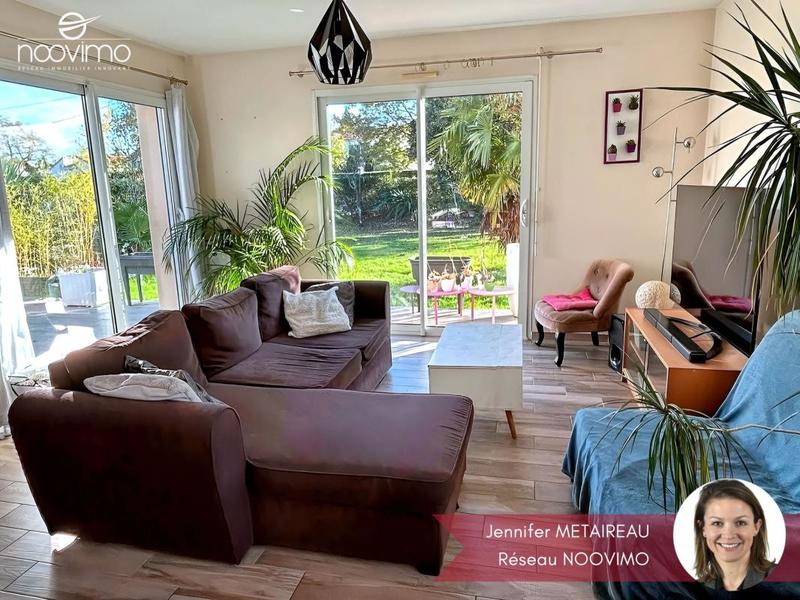 Maison - 93 m² - 4 pièces