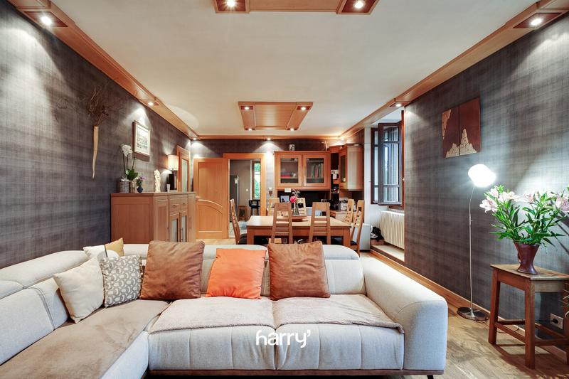 Maison - 548 m² - 13 pièces