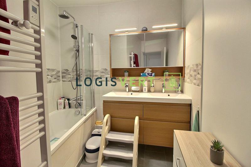 Appartement - 86 m² - 5 pièces