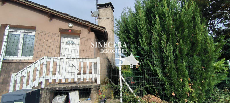 Maison - 450 m² - 20 pièces