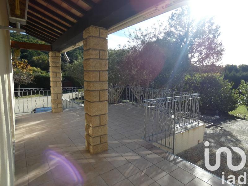 Maison - 104 m² - 5 pièces