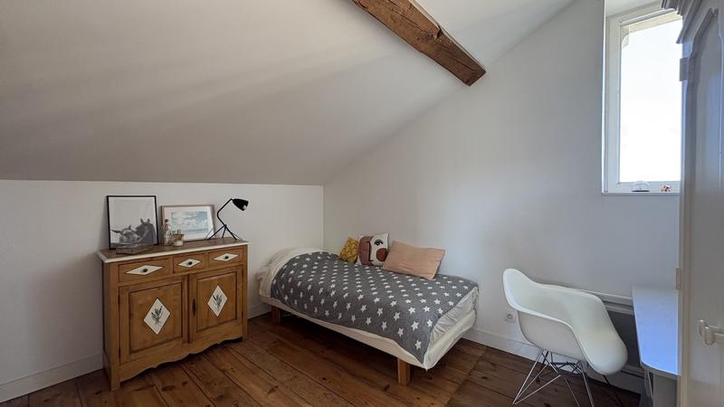 Appartement bourgeois - 76 m² - 3 pièces