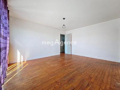 Appartement - 65 m² - 4 pièces