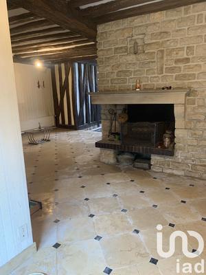 Maison - 300 m² - 9 pièces