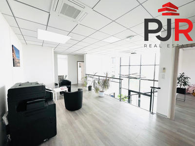 Bureau - 315 m²